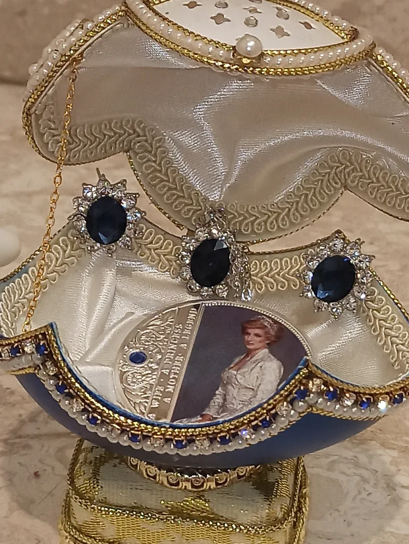 Royal gifts for Her, Princess Diana Jewelry Set, Faberge Egg, Diana Earrings, Diana Necklace, Diana Bracelet, Diana Coin, Faberge Egg Music Box.