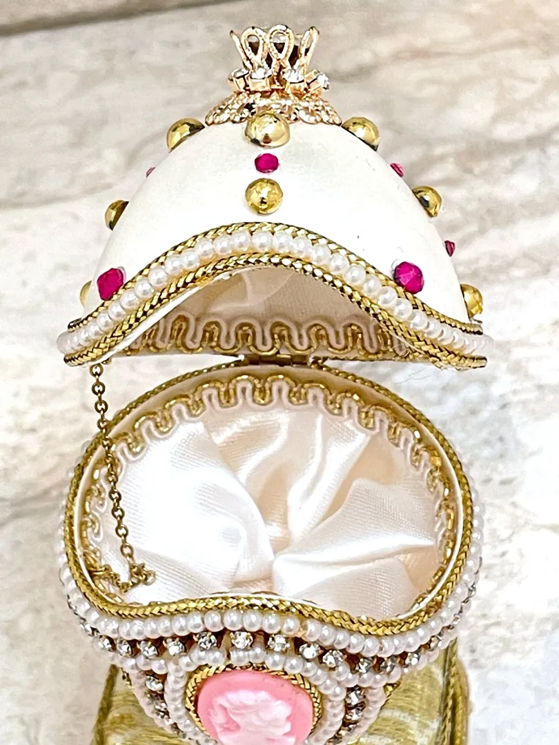 ONE OF A KIND VINTAGE FABERGE EGG RING BOX FABERGÉ EGG 25TH BIRTHDAY ANNIVERSARY GIFT FOR HER FABREGE EGG CHRISTMAS GIFT FABERGE MUSICAL EGG