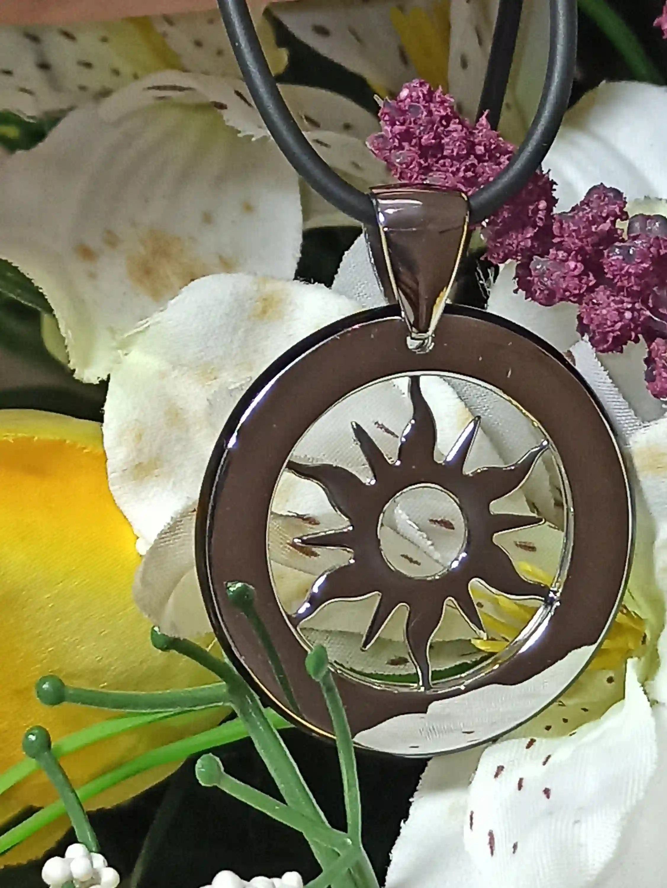 Vergina Sun Pendant SILVER Star Necklace/ Ancient Greek Jewelry Athena Vergina Sun Necklace Symbol of Alexander the Great Macedonian Shield 