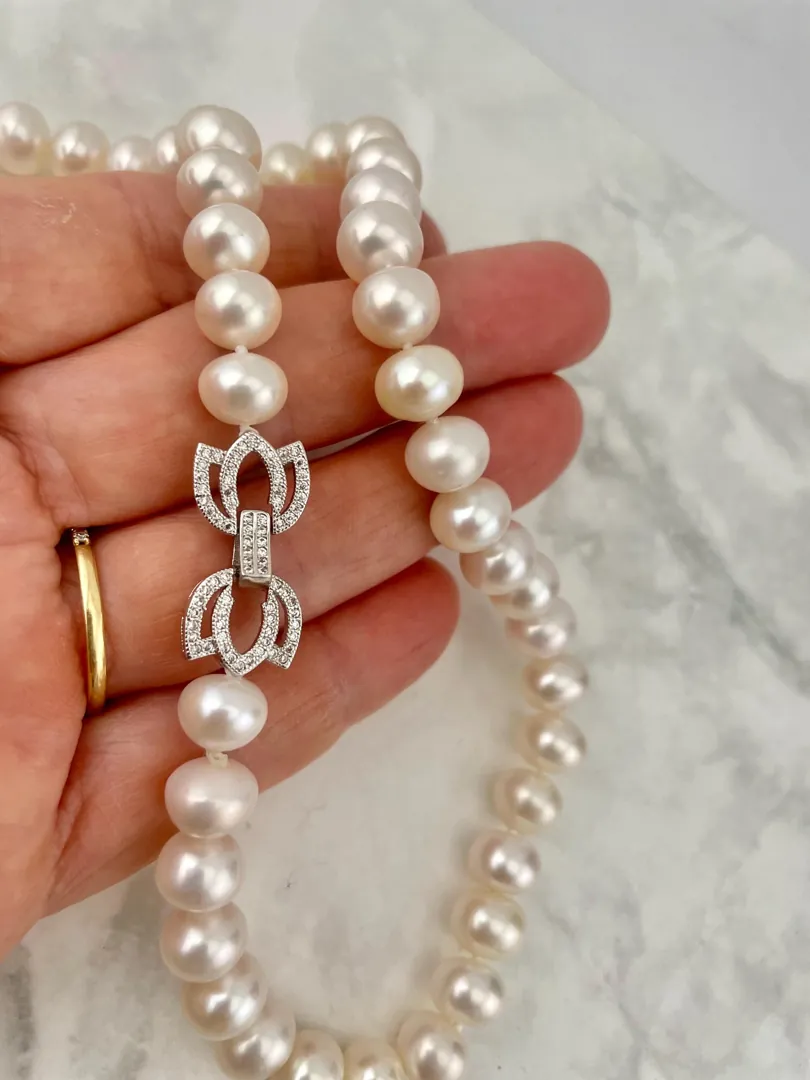 One of a Kind Natural Pearl Necklace Fine Jewelry Silk Hand Knotted Pearls 17