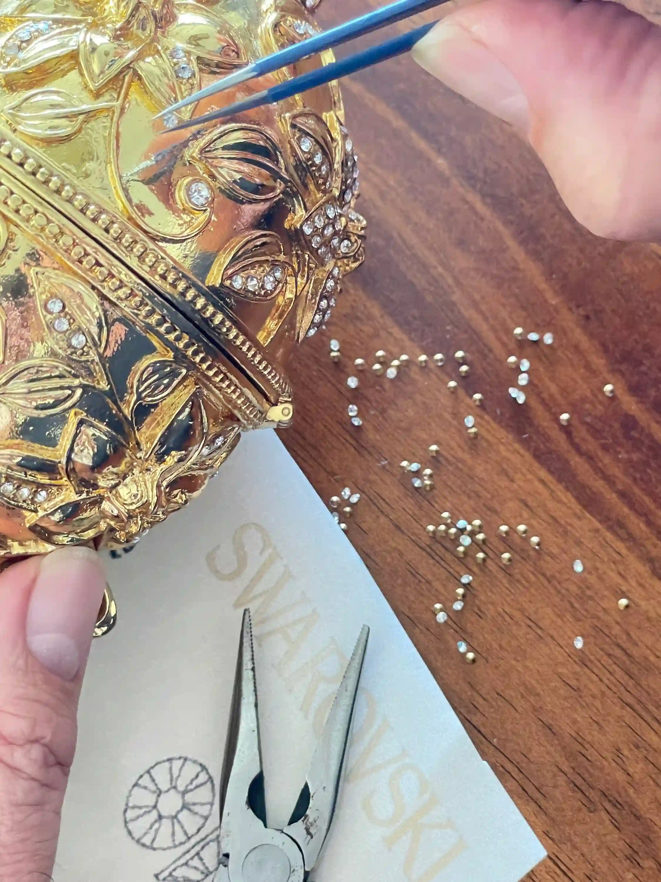 Bee Lover Gift Bee Pomegranate Egg Jewish Rosh Hashanah Gift Home Decor Faberge Egg Hebrew Mother Unique Gift for Her HANDMADE 24K Crystal 