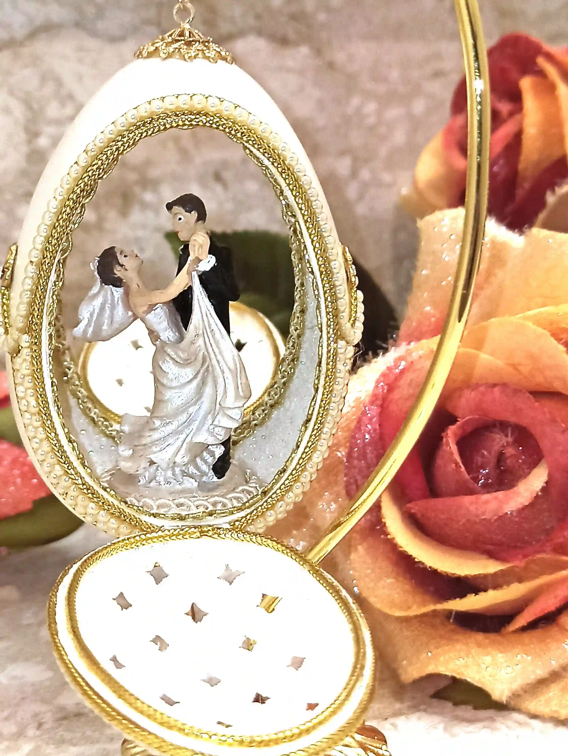 FABERGE style Wedding egg Faberge egg FABERGE Wedding bride and groom White Russian egg style Faberge egg/Vintage Faberge egg wedding gift 