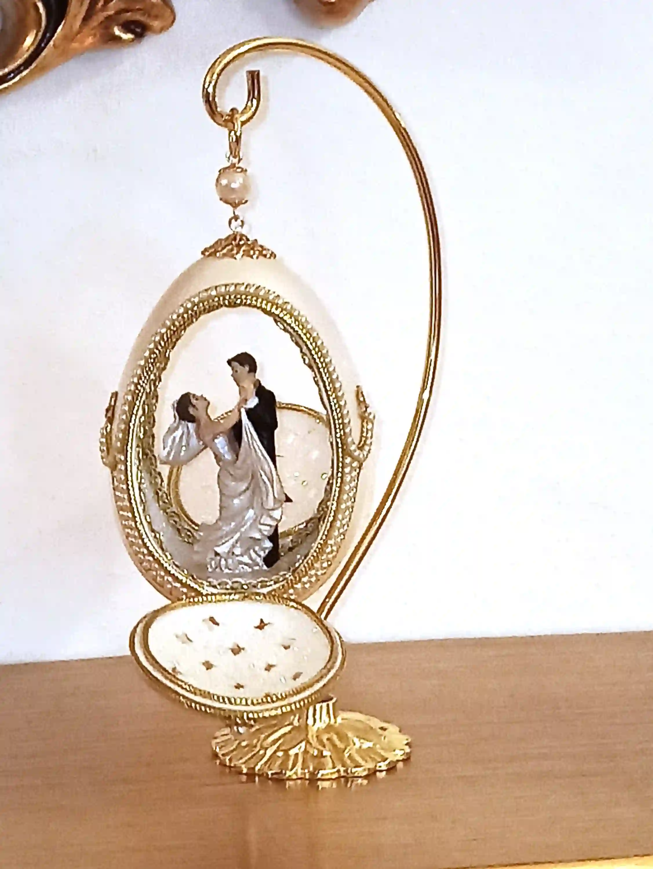 FABERGE style Wedding egg Faberge egg FABERGE Wedding bride and groom White Russian egg style Faberge egg/Vintage Faberge egg wedding gift 