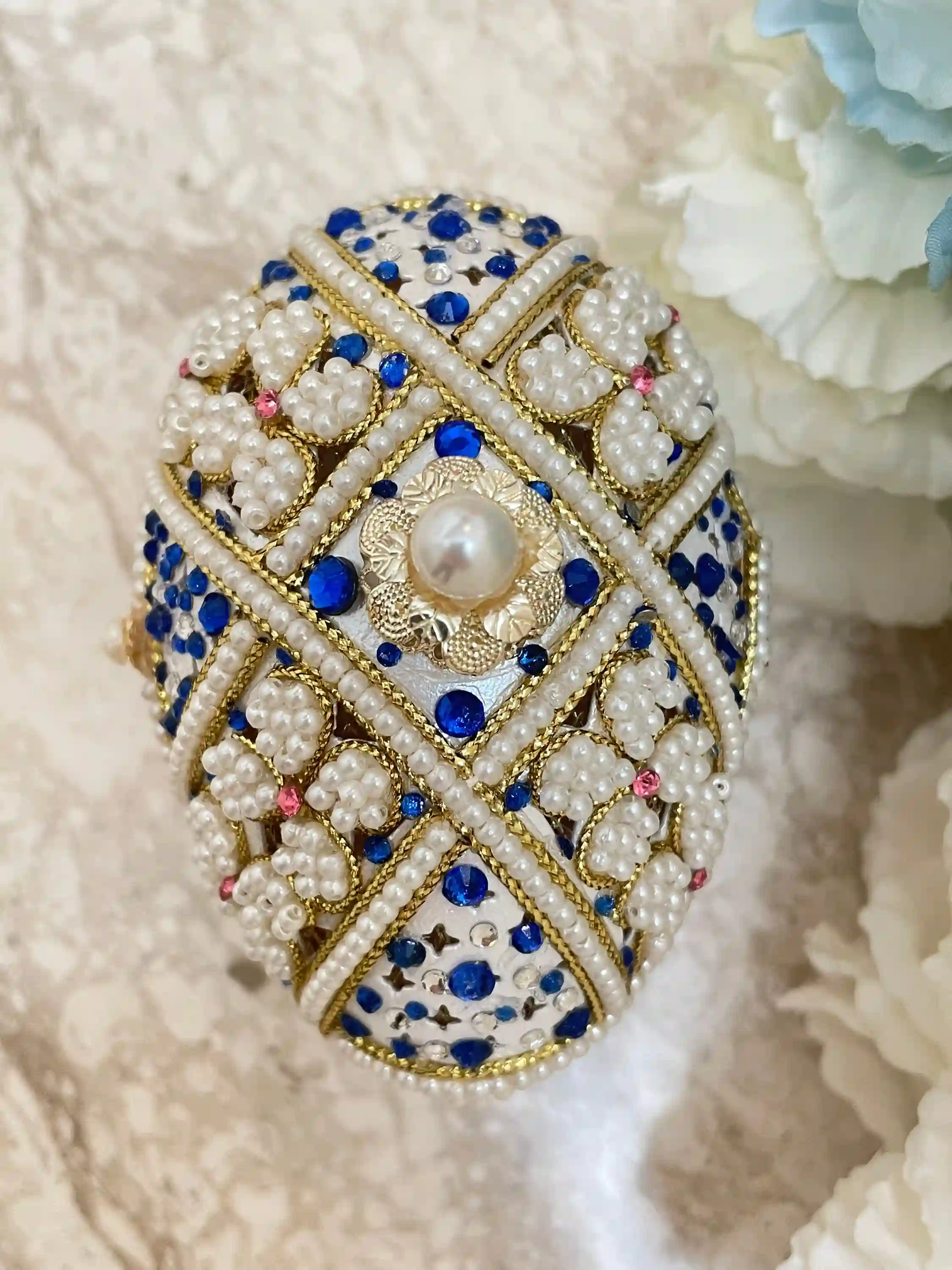 Something Old Blue Vintage 1990 Faberge-Style egg style Music box HANDCARVED NATURAL Egg 24kGOLD Couple Faberge Wedding Ring Box Bridal Shower 