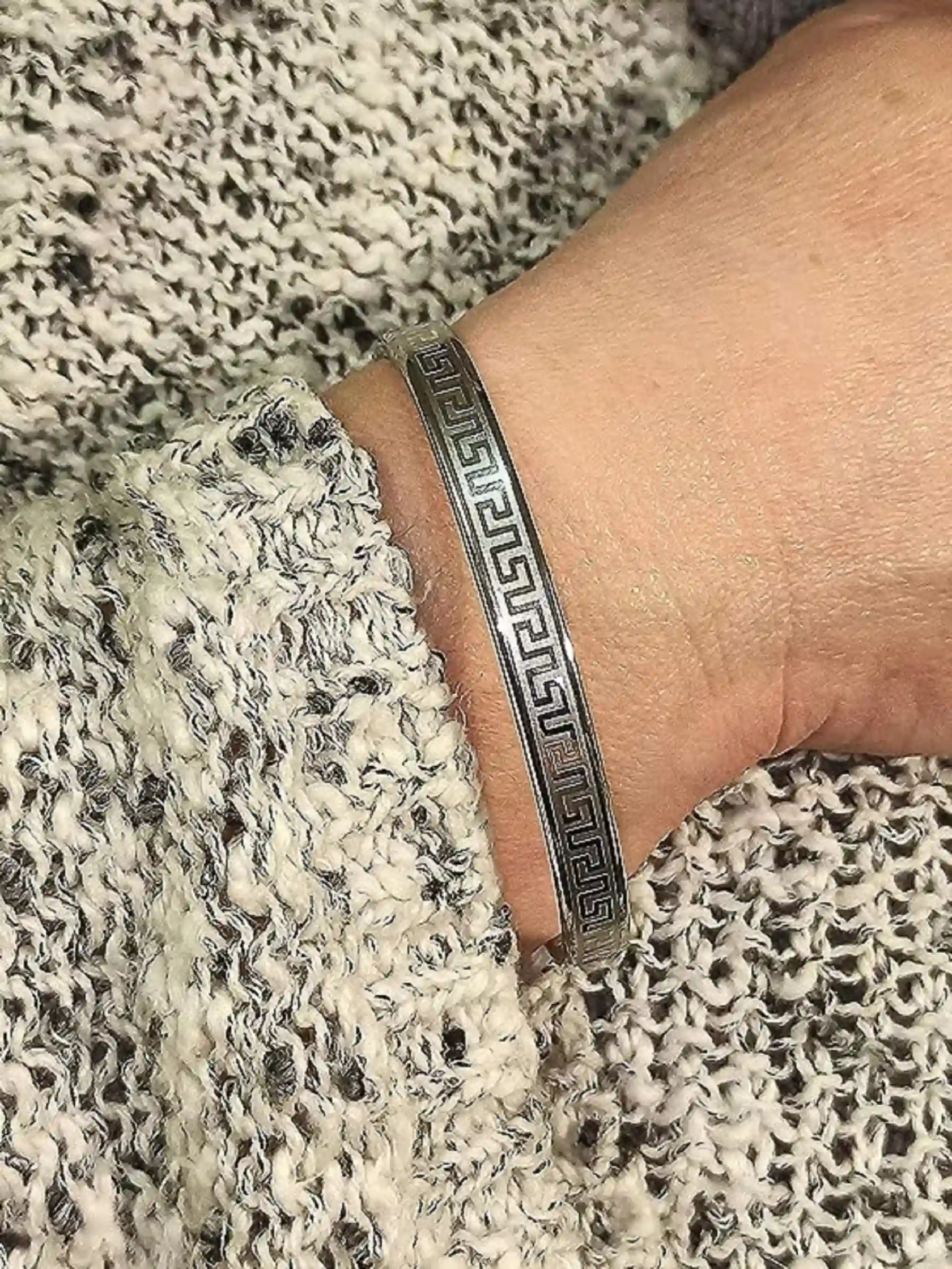 Designer Handmade Meandros/ Meander Bangle Bracelet/ Ancient Greek Jewelry/ Greek Key pattern / Gift for her/ 24k GOLD/ 5mm /pierrelorren 