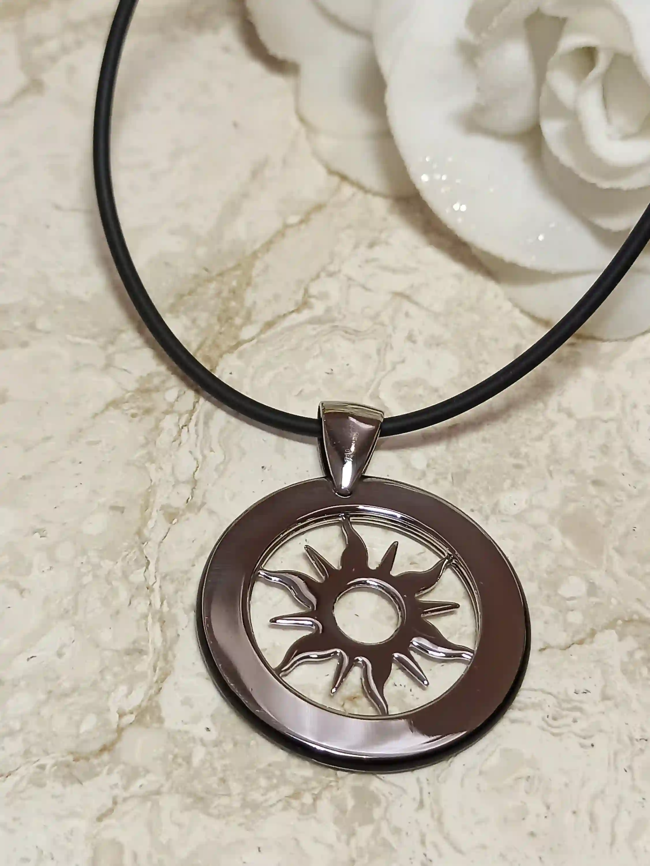 Silver Sun Necklace/Sun Solar Necklace Pendant Viking Norse Jewelry Sun Wheel of Life Sign Celtic Symbol Pagan Necklace Handmade Design 
