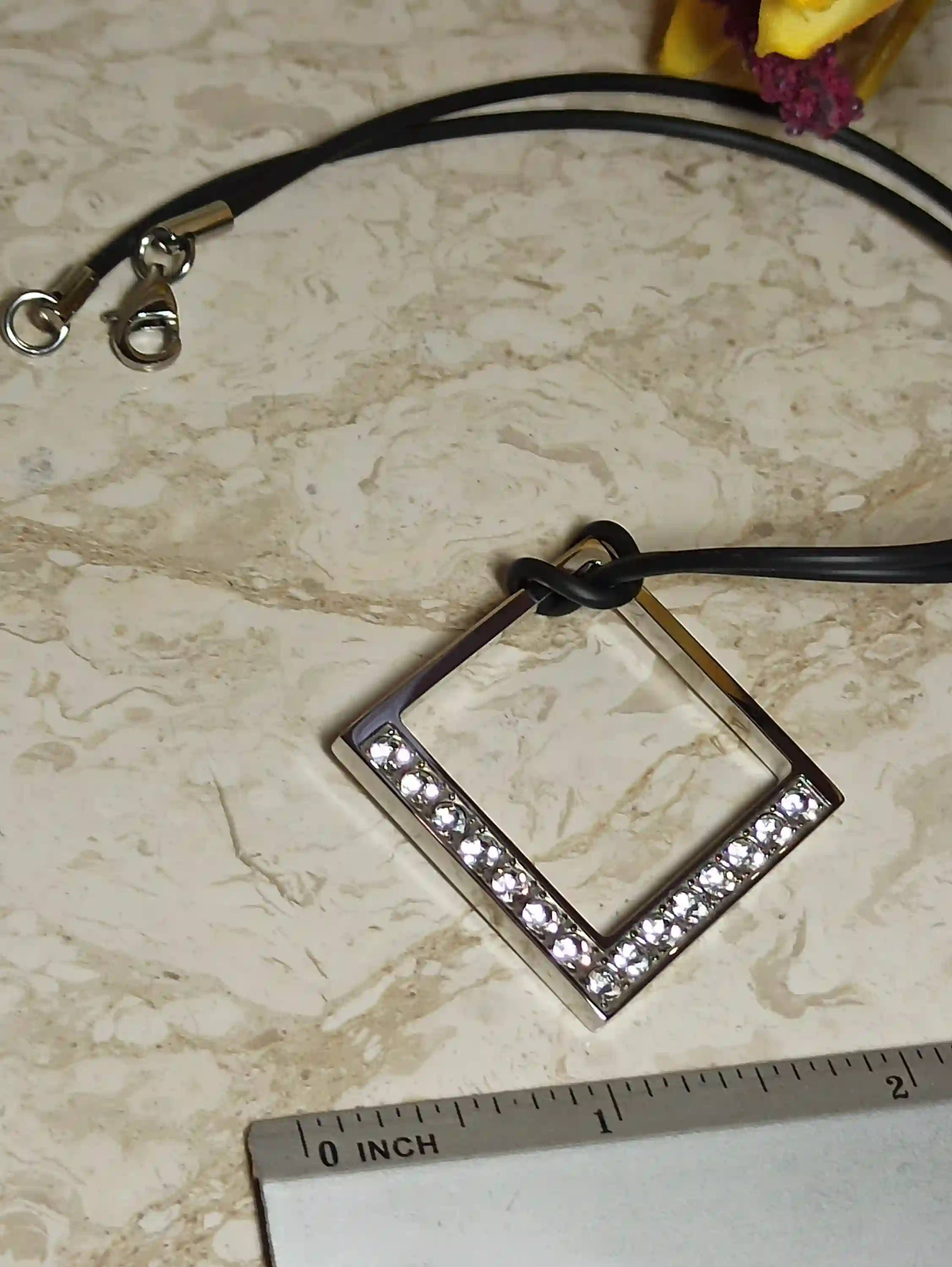 Silver Pendant necklace /Swarovski Crystal Necklace/Jewelry gift for mom/Jewelry gift for Her/Modern Necklace for women/Necklace for pendant 