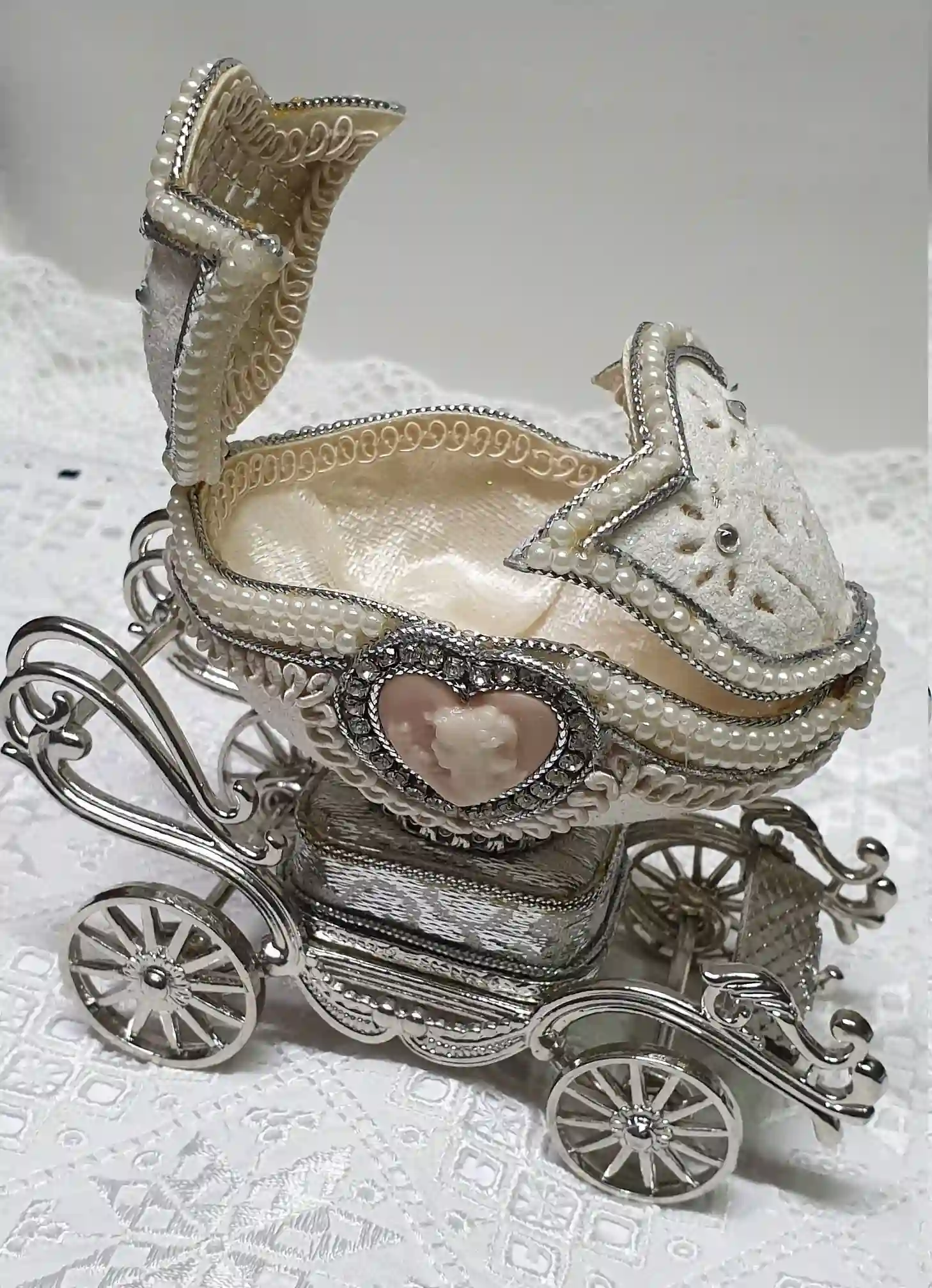 Faberge Egg style VINTAGE Trinket Music 1981 Faberge Collector Item 5ct Cameo Jewelry Box NATURAL Egg Fabrege 40th Anniversary 40 Birthday 