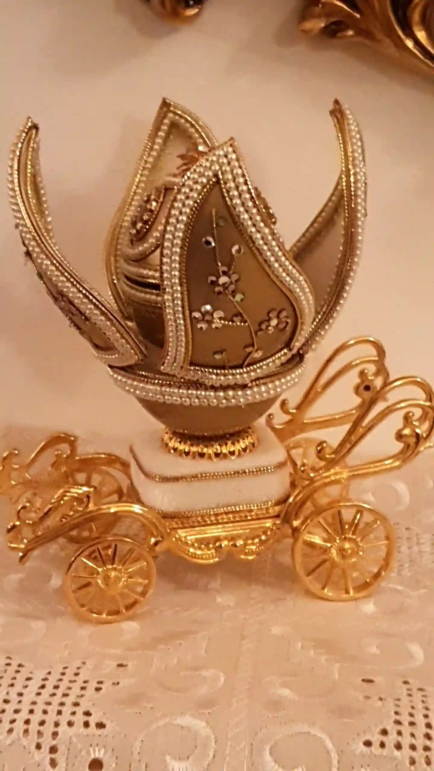 ONLY ONE Faberge egg style Music Antique Ring box Bridal Wedding Anniversary Faberge egg Trinket Luxury gift for bride HANDCARVED Real Egg 