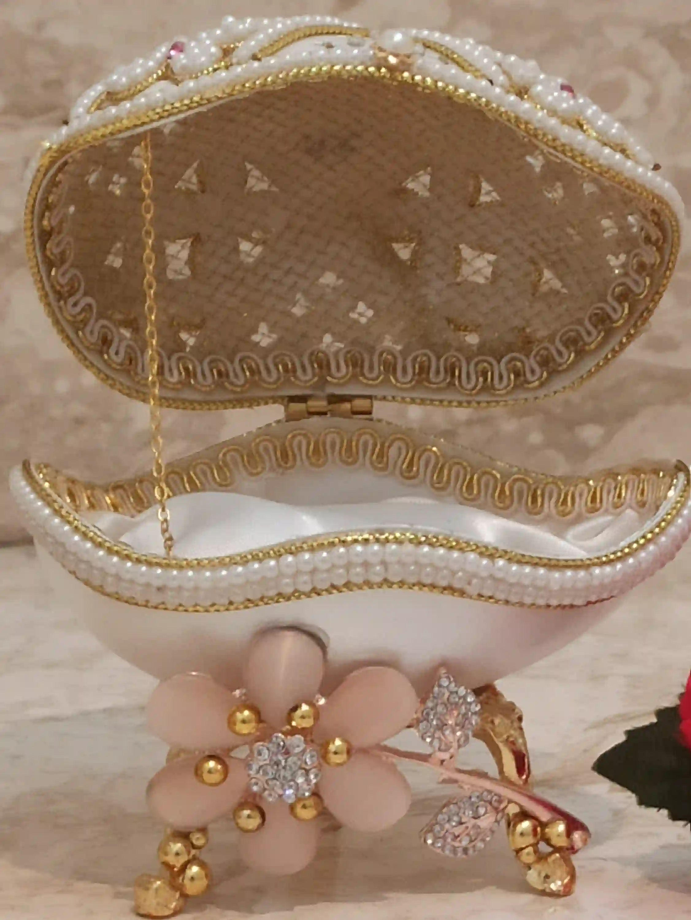 Mothers Day Gift Box Luxurious Jewelry Box Only ONE Exquisite Gift Box HANDCARVED 24kGOLD Austrian Crystal Pearl Faberge-Style Necklace & Bracelet 