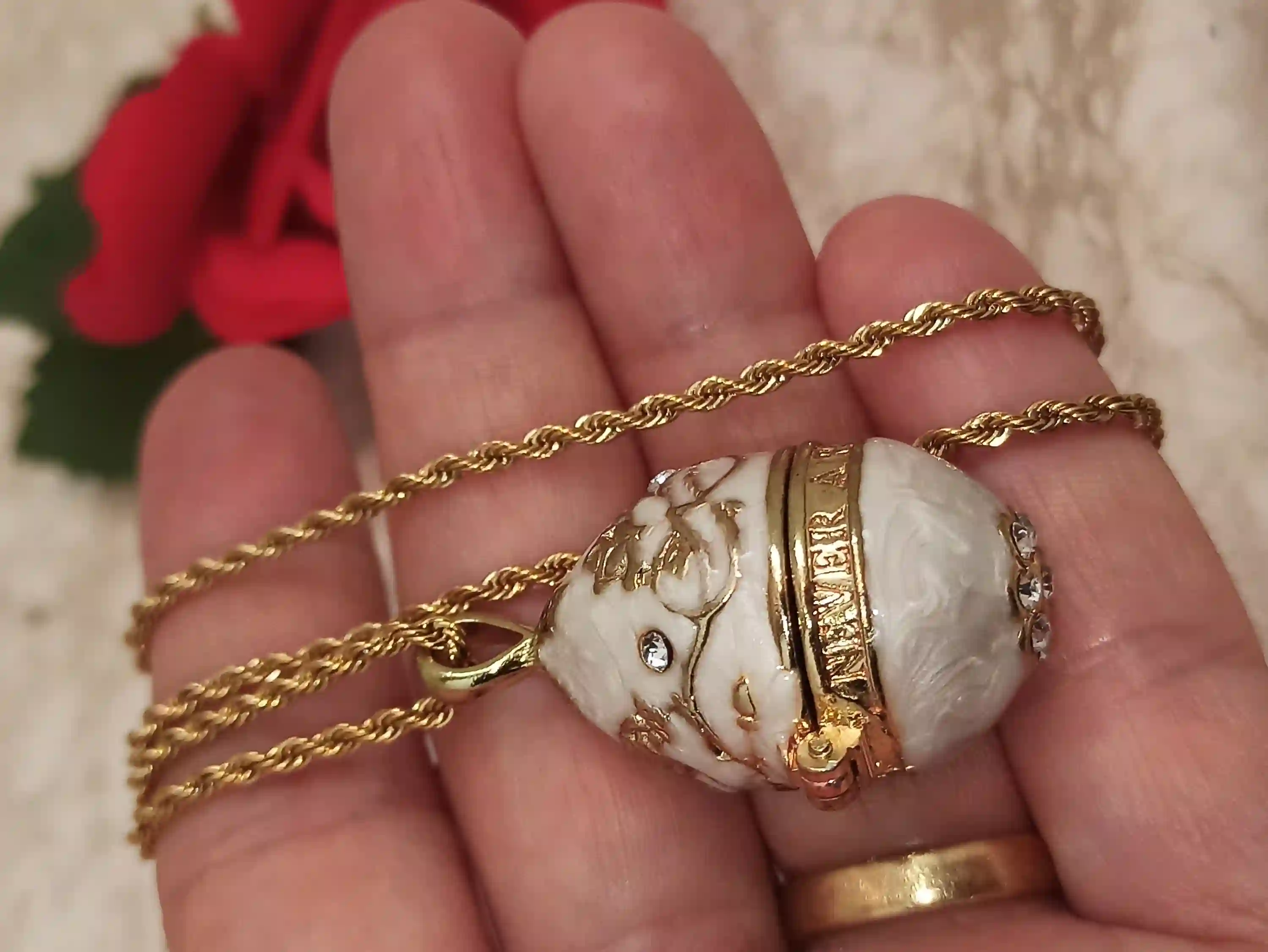 Mothers Day Gift Box Luxurious Jewelry Box Only ONE Exquisite Gift Box HANDCARVED 24kGOLD Austrian Crystal Pearl Faberge-Style Necklace & Bracelet 