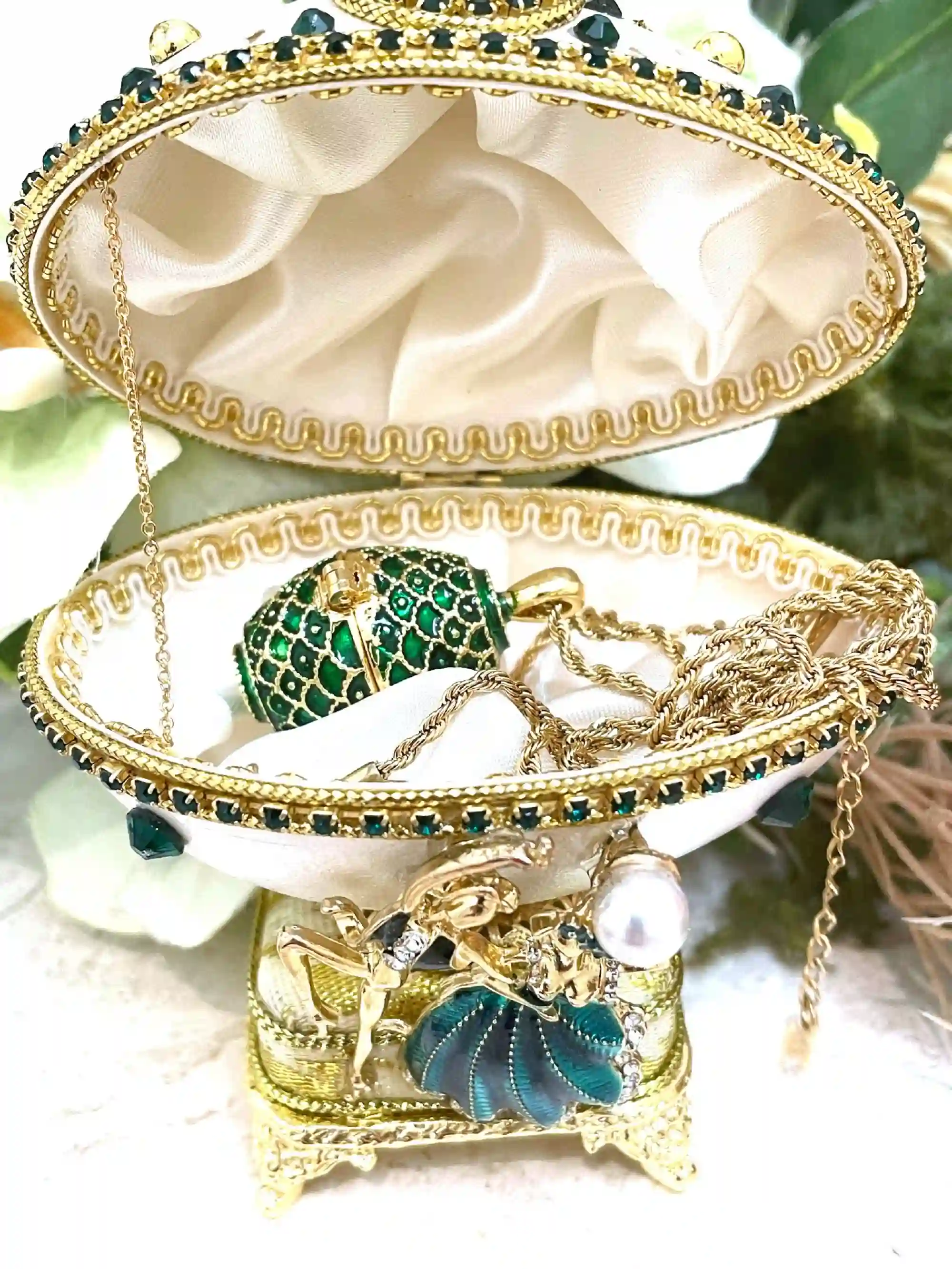ONE ONLY, Faberge-Style Egg Ornament, Couple Gift for Wedding, Present for wife, Birthday Gift for her, Marriage Anniversary, Faberge egg, 24kGOLD 