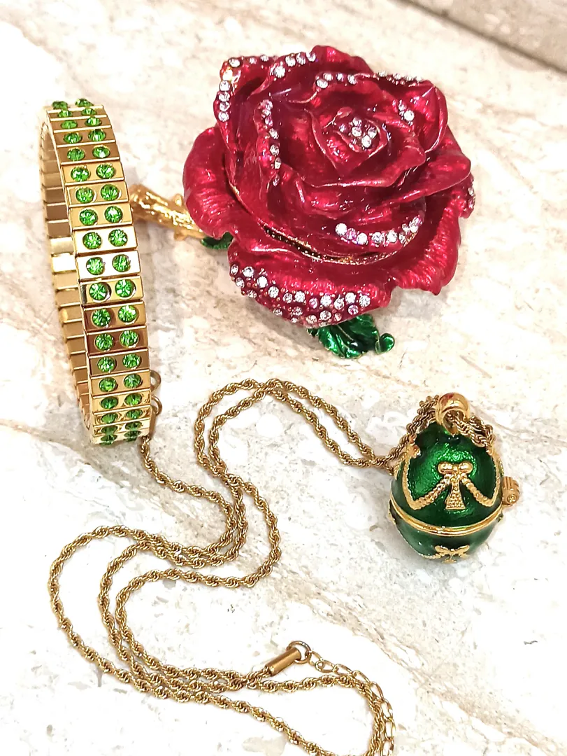 24k Gold, 7ct SET, Faberge Egg Pendant Gold, Green Luxury Bracelet, Faberge egg, Fabergé egg Jewelry Box, Peridot gifts for women, Handmade.