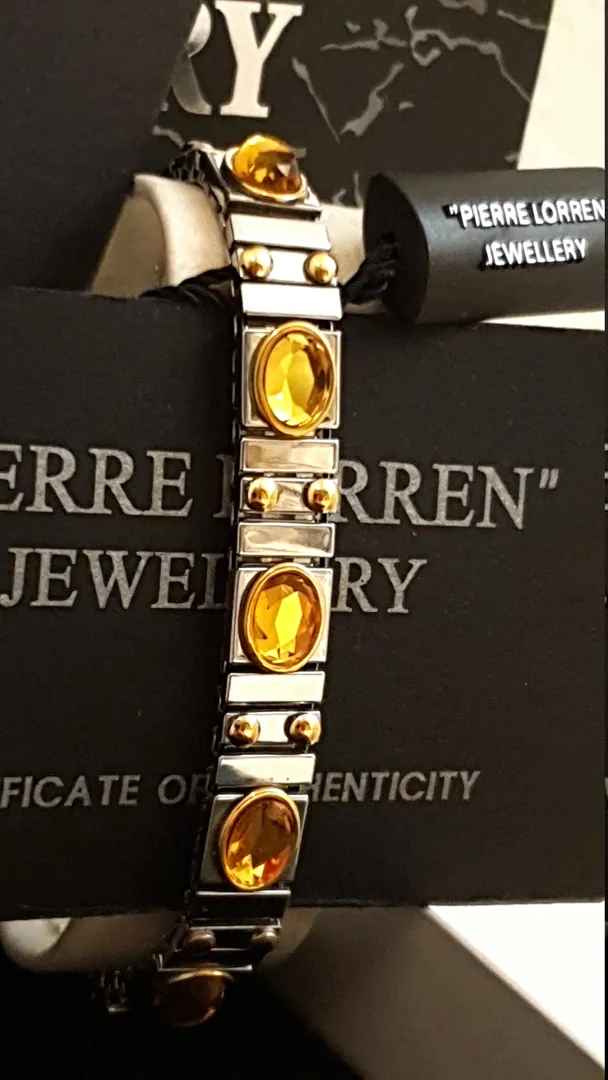 Citrine bracelet, Citrine jewelry, silver gem bracelet, bracelets for women, November birthstone, crystal bracelet, Pierre Lorren jewelry.