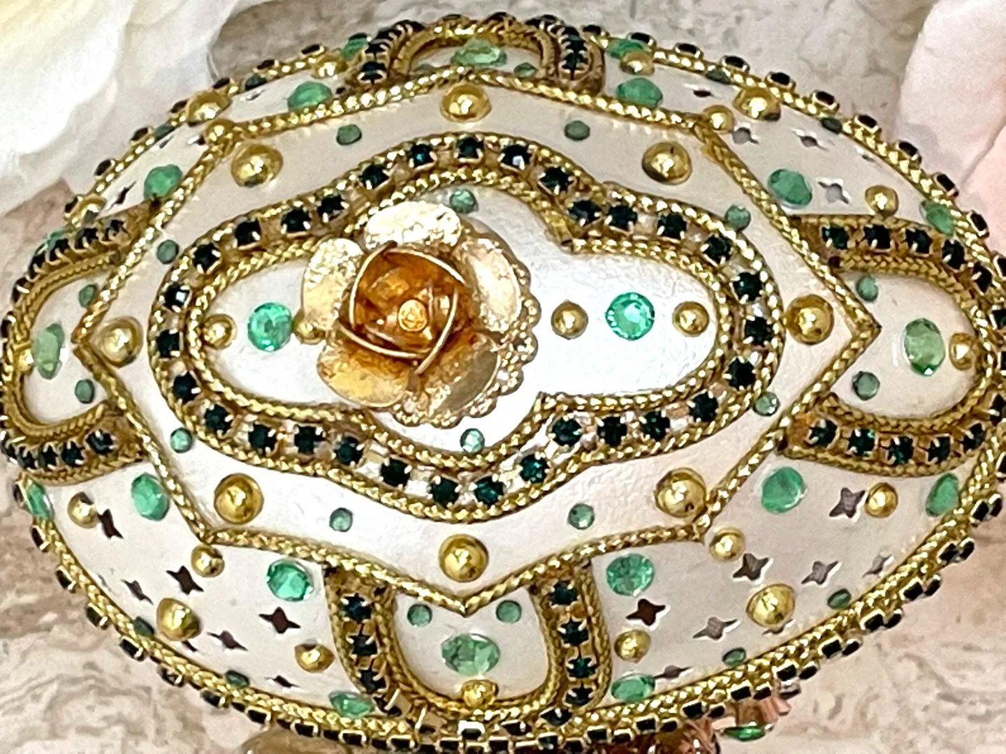 UNIQUE Faberge Egg Style 24k EMERALD Olive Wreath Engagement Ornament Proposal Ring Box Gift for Her Fabergé Egg Engagement Gift Fiance Wife