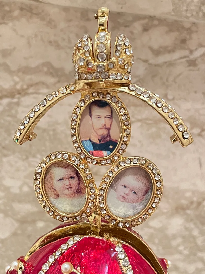 Handmade Red Fabergé's Magnificent Lilies of the Valley Easter Egg Unique Photo Frame Ornament Fabergé Style Egg Austrian Crystal HANDSET