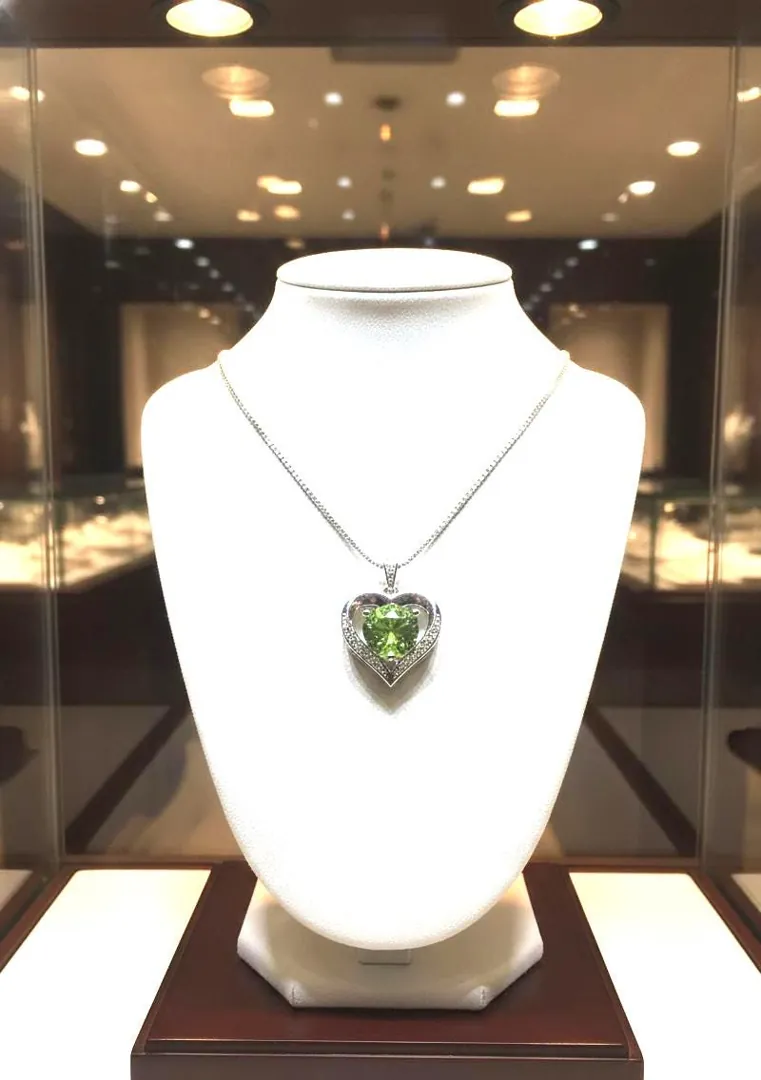 Heart Emerald Diamond Necklace, Heart-Shaped Emerald 18K White Gold Silver Emerald Valentine's Day Mother's Day May Birthday Gift for Women