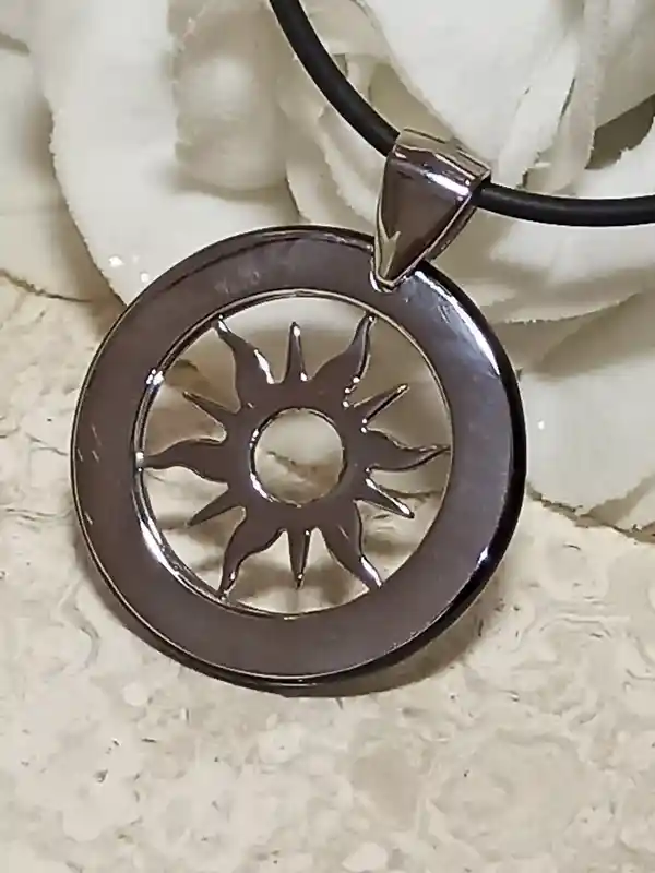 Vergina Sun Pendant SILVER Star Necklace/ Ancient Greek Jewelry Athena Vergina Sun Necklace Symbol of Alexander the Great Macedonian Shield 