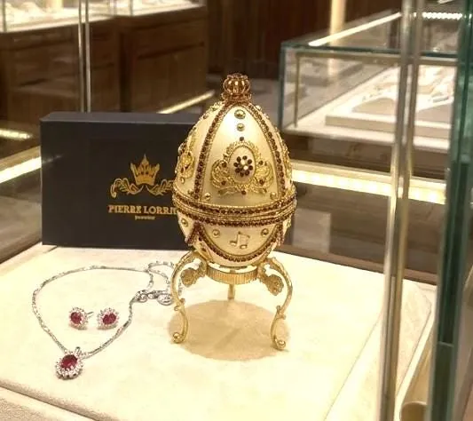 One of a KIND - 1986 Faberge Egg Music Box - Faberge Style Egg - Natural Ruby Diamond Set - 40th Ruby Anniversary Gift for Parents Fabergé