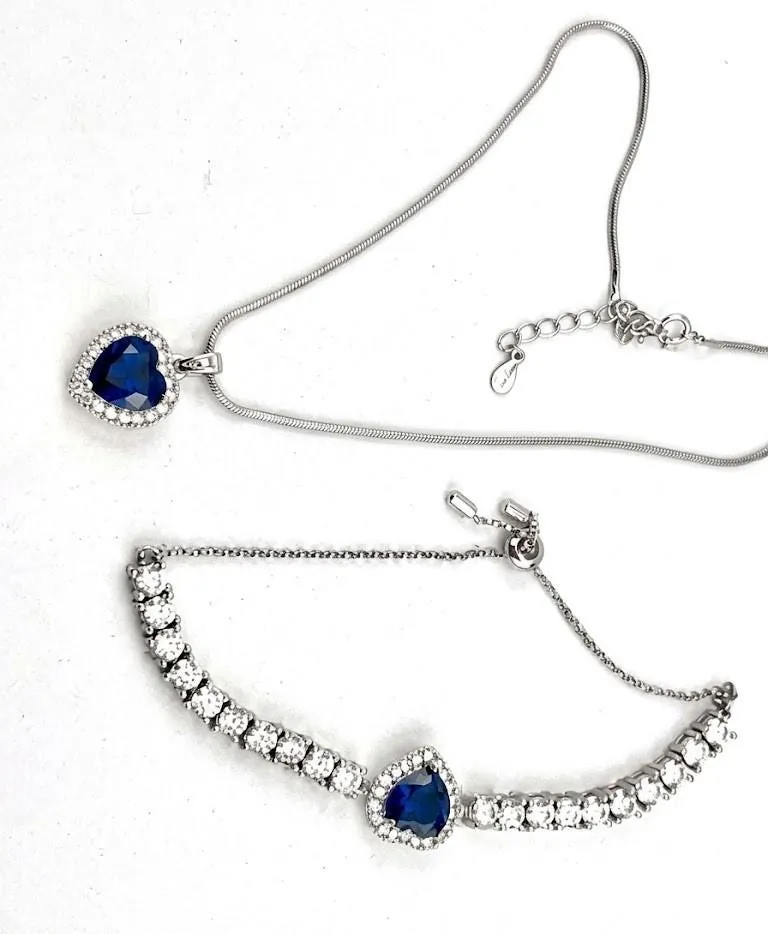 Handmade Heart Sapphire Diamond Bracelet Sapphire Necklace Pendant Set, 18k White Gold Verm 4.5ctw Certified Natural Sapphire Pierre Lorren.