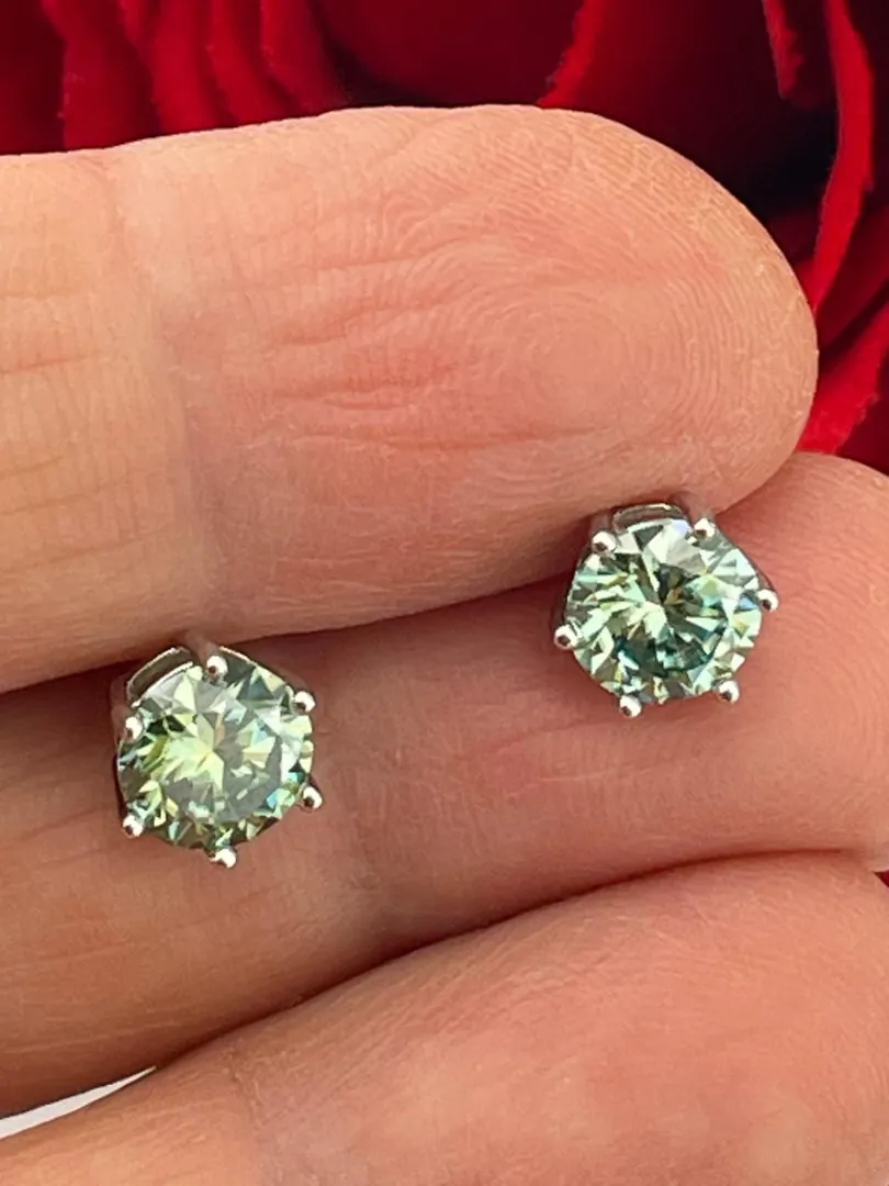 2ct Genuine Peridot Stud Earrings - Green Peridot Solitaire Gemstone Earrings - Handmade Peridot Earrings - Peridot Jewelry Handmade