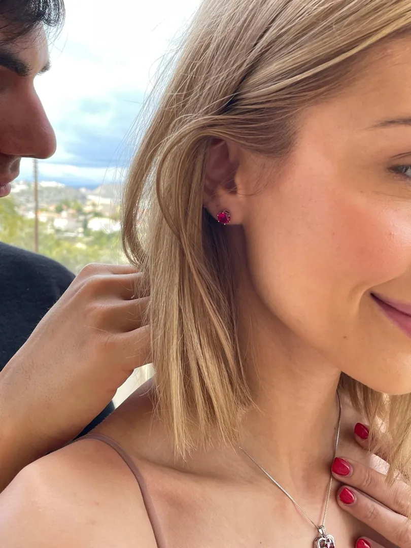 2ct Genuine Ruby Stud Earrings - Ruby Solitaire Gemstone Earrings - Handmade Ruby Earrings - Ruby Jewelry - 18kt Gold Silver Pierre Lorren