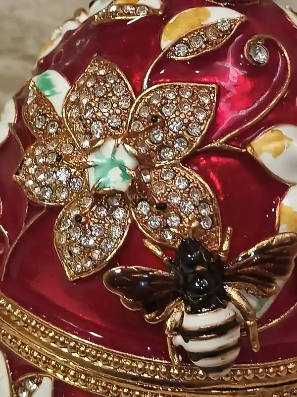 24K GOLD Faberge Egg Pearl Trinket Box & PEARL Necklace Bracelet SET Jewelry Box Faberge Egg Ornament Gift Set for Her Music Box Fabergé Egg