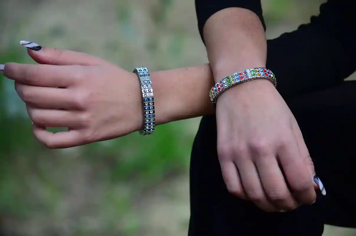 Unisex Rainbow Bracelets Swarovski Bracelets Stretch Gem Gay Bracelet Gifts Gemstone Bangle lgbt Lesbian Bracelet Gay Bracelet Classy 