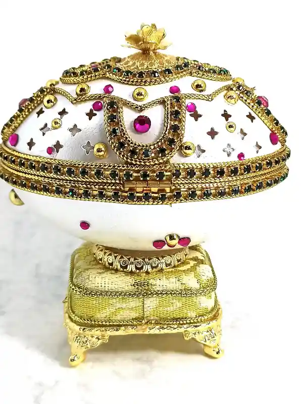 One Of a Kind Faberge Egg style HANDCARVD Collectible Faberge Egg Musical Silk Interior Jewelry box Amethyst Rose Valentines Day Christmas 