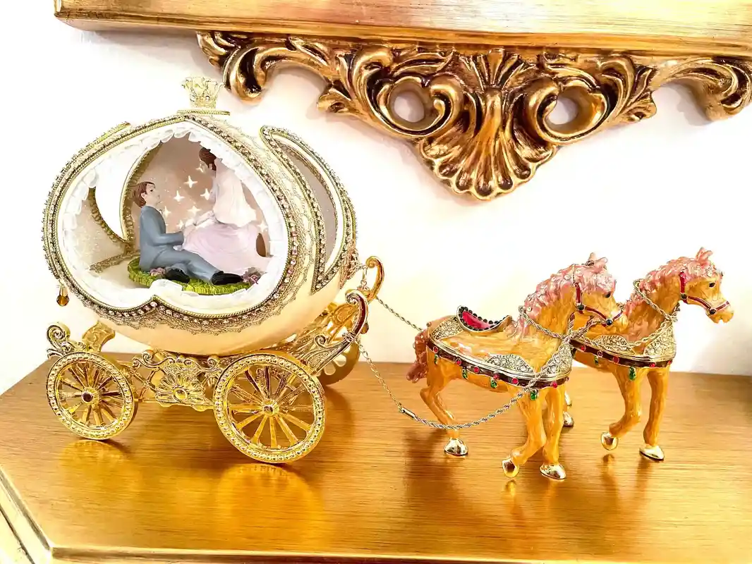 One of a Kind XXXL Faberge-Style Egg Valentines day gift for wife 1989 Anniversary gift for Parents HEART Natural Handcarvd GOLD Couple Ornament 