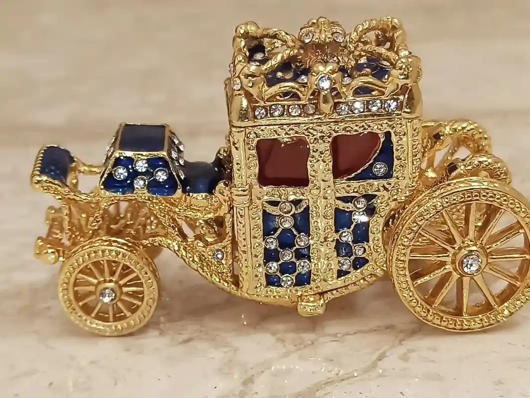 Faberge egg Ornament for Parents Fabrege egg Trinket Box Home Decoration HANDMADE New Home Owner Gift Bracelet 24kGOLD 10ct AustrianCrystal 