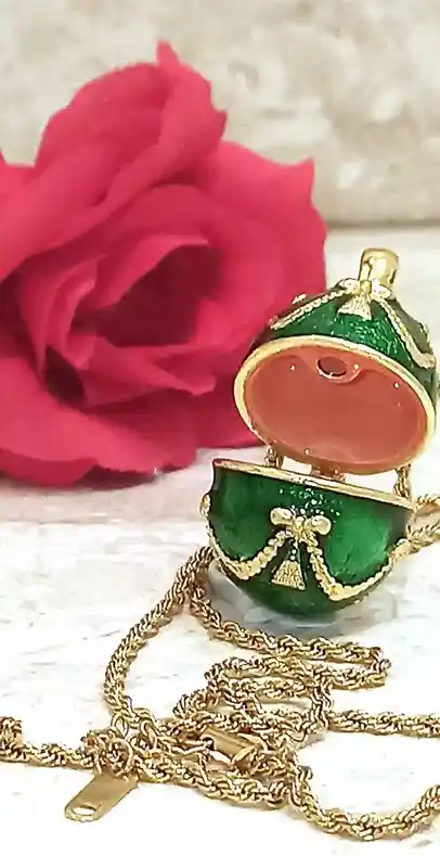 Faberge-Style Emerald Green Vintage Jewelry SET Faberge-Style Egg Necklace Gold & Austrian Crystal Bracelet Faberge-Style egg Pendant Bday Jewelry gift her 