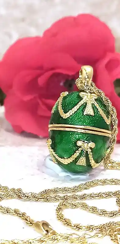 Faberge-Style Emerald Green Vintage Jewelry SET Faberge-Style Egg Necklace Gold & Austrian Crystal Bracelet Faberge-Style egg Pendant Bday Jewelry gift her 
