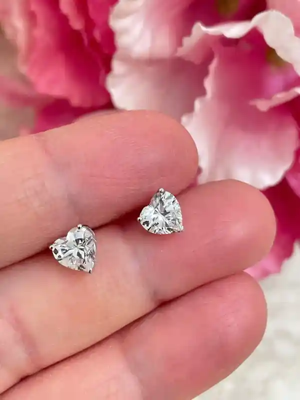 2 carat Diamond Earrings Heart Stud SOLID 18K GOLD Jewelry Wedding Earrings for Bride Heart Diamond Fiance Engagement gift for Bridal Shower 