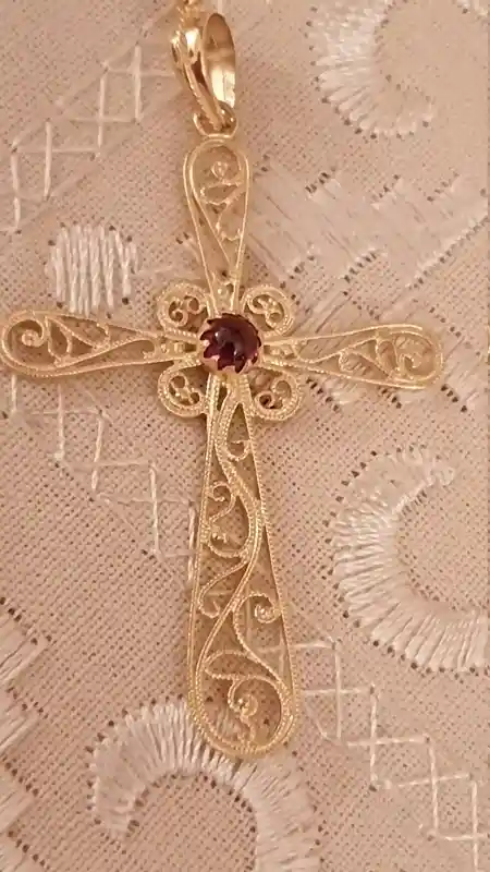 18Kt Solid GOLD Garnet Cross pendant gift for women/FILIGREE Gold Cross Charm Religious Jewelry Byzantin pendant 18k HANDMADE Christian gift 