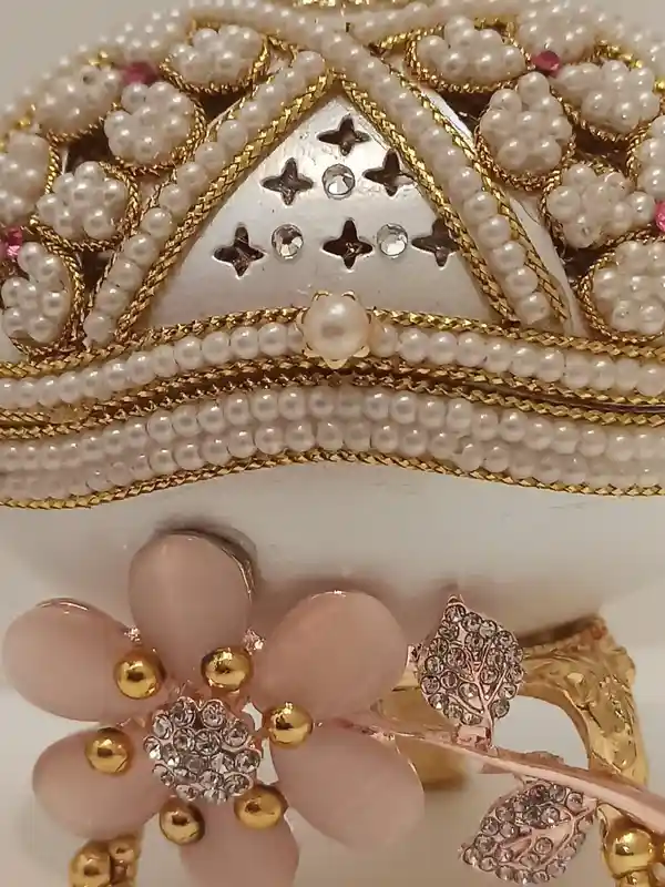 Mothers Day Gift Box Luxurious Jewelry Box Only ONE Exquisite Gift Box HANDCARVED 24kGOLD Austrian Crystal Pearl Faberge-Style Necklace & Bracelet 