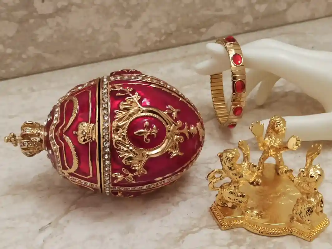 FABERGE Style Wedding Egg, Faberge Egg, FABERGE Wedding Bride and Groom, White Russian Egg Style Fabergé Egg, Vintage Faberge Egg Wedding Gift.