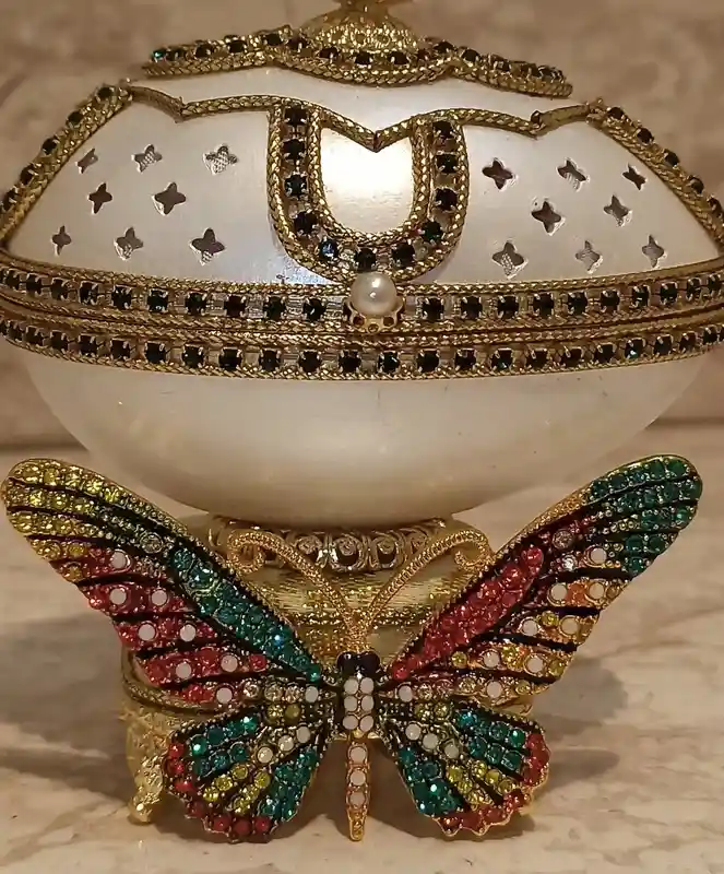 Butterfly Trinket box Rainbow Butterfly Ring Box LUXURY Birthday gift for her Faberge-Style egg Music Box Jewelry Box & Bracelet 24K GOLD REAL Egg 
