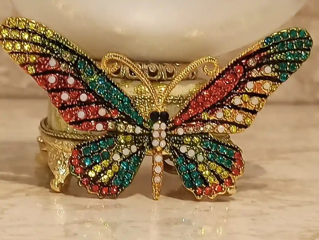 Butterfly Trinket box Rainbow Butterfly Ring Box LUXURY Birthday gift for her Faberge-Style egg Music Box Jewelry Box & Bracelet 24K GOLD REAL Egg 
