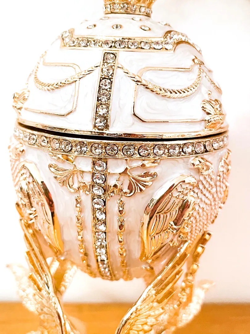 White Limited Edition Musical Faberge Egg Pure Gold Decor Swarovski Crystal Diamond Faberge Style Egg Bride-to-Be Anniversary Wedding Gift