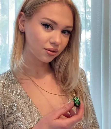 Emerald Faberge Egg Ornament, Faberge Home Decor Gift for Women, Faberge Egg Green, Faberge Egg Jewelry Box & Necklace, Graduation Gift for Her.